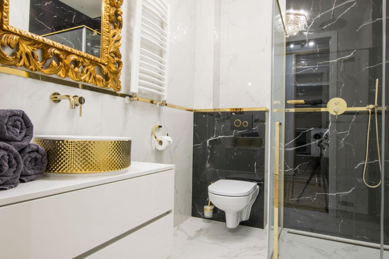 Central Apartments Goleniow Luxury Exterior photo